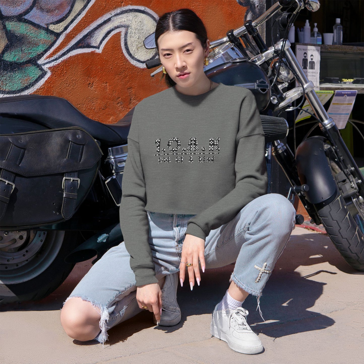 VNR Cropped Sweatshirt